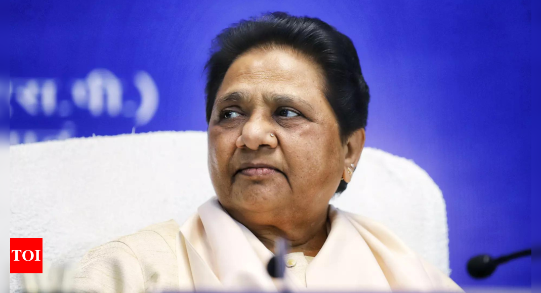 Congress, other casteist parties only remember Dalits during their bad days: Mayawati | India News