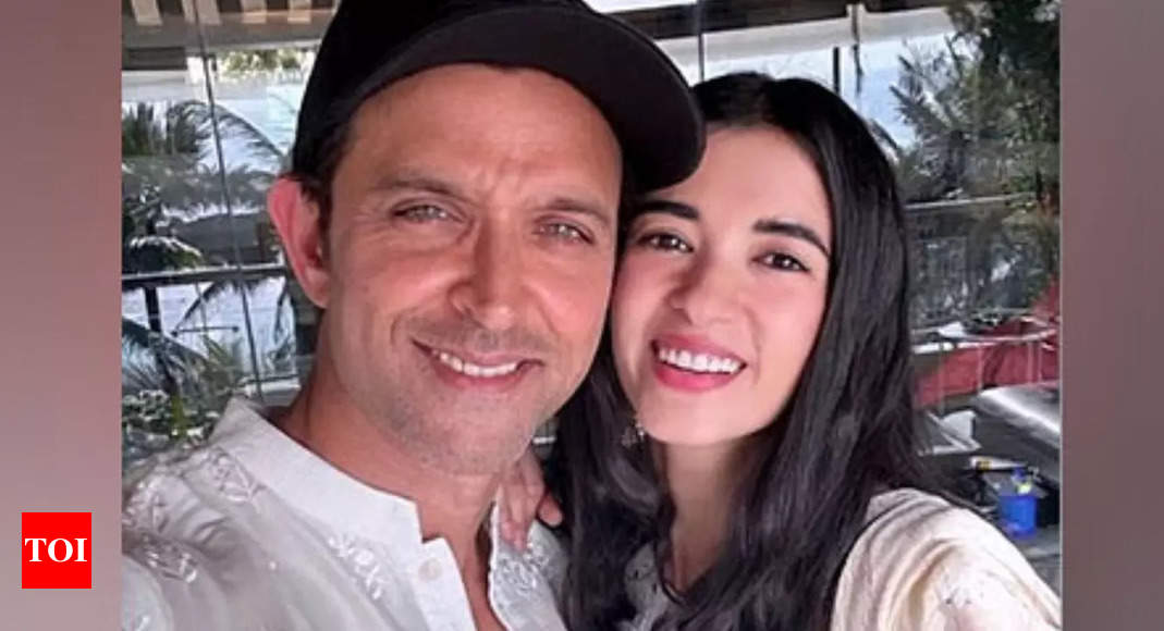 Hrithik Roshan swoons over Saba Azad’s stunning look in red bodycon dress | Hindi Movie News