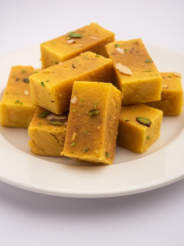 Yummy Mysore Pak Recipe Using Just 5 Ingredients